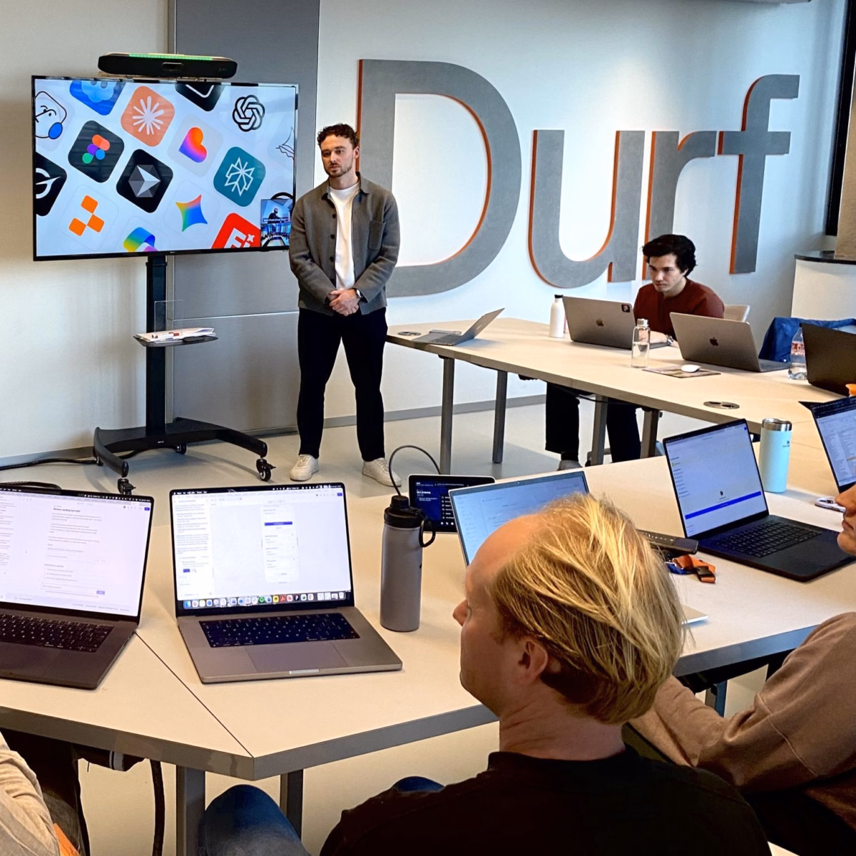 Joshua leading an AI workshop at PostNL.